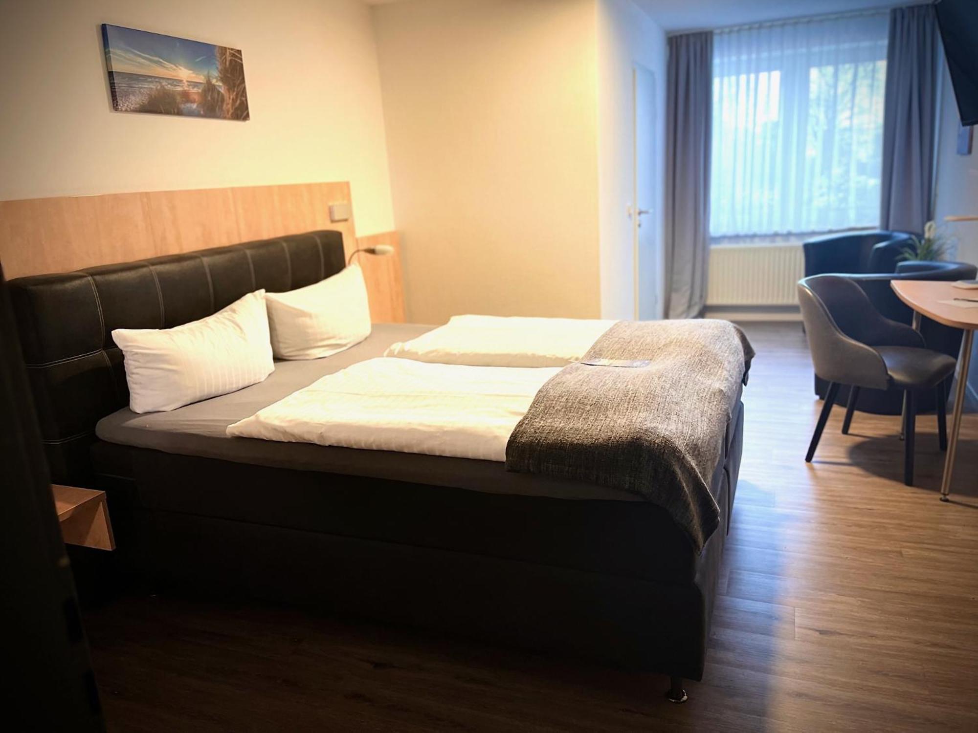Hotel Pellmuehle Jever Ngoại thất bức ảnh
