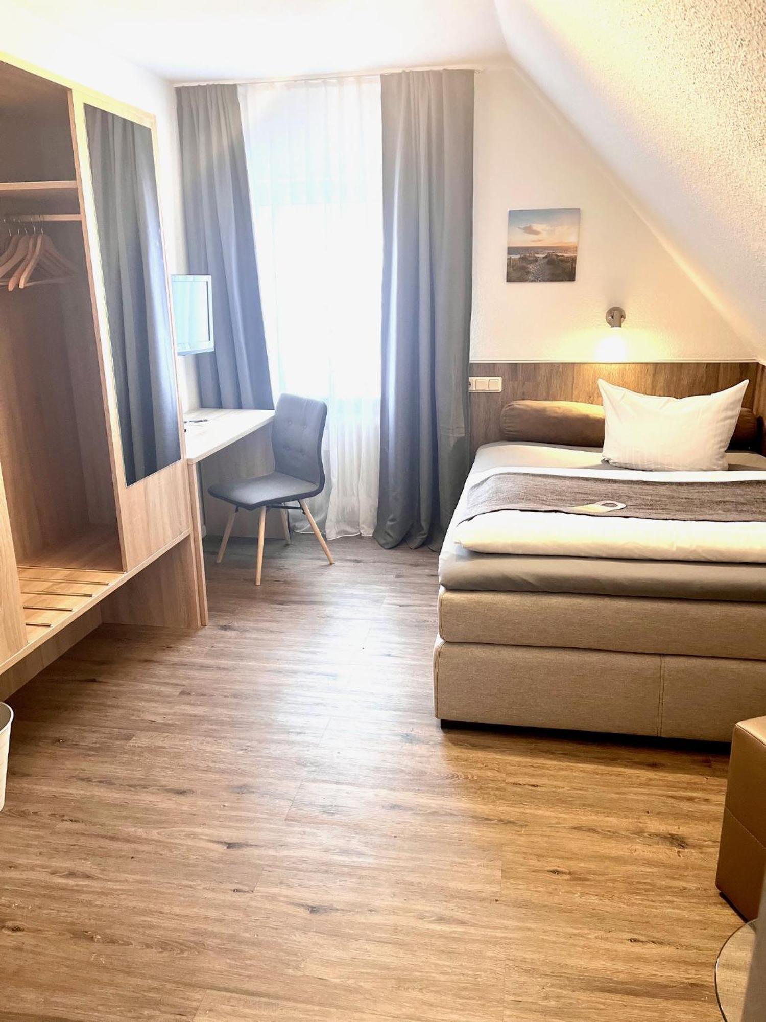 Hotel Pellmuehle Jever Ngoại thất bức ảnh